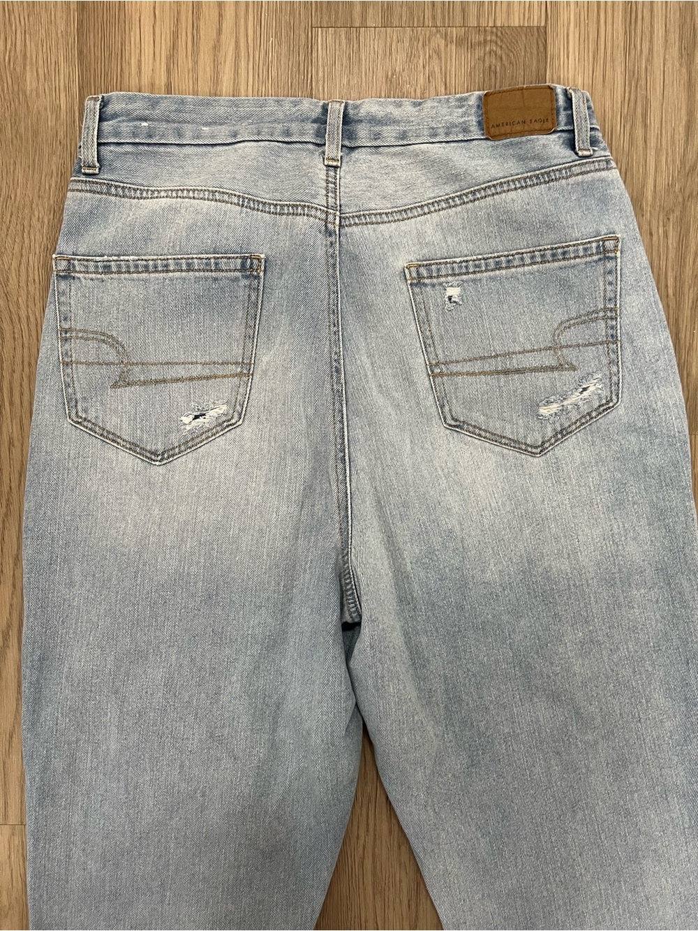 American Eagle Curvy Mom Jeans Distressed Patched Raw Hem Size 8 - Picture 12 of 15
